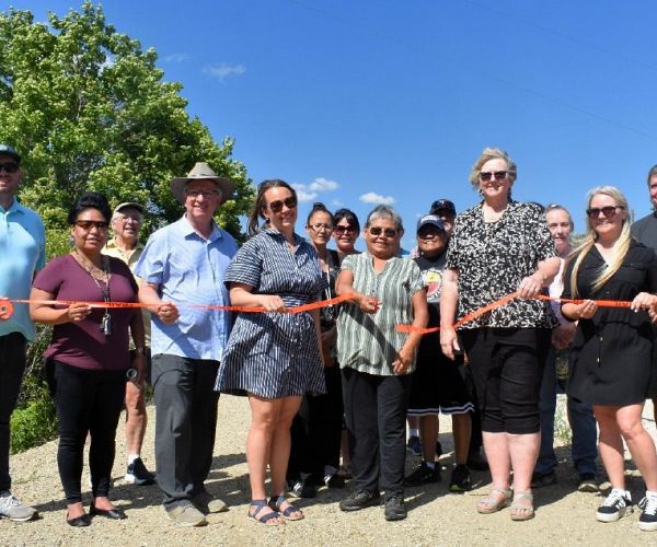 Ribbon Cutting Officially Opens Mara Lake to Grindrod Section of the Splatsin te Secwépemc / Shuswap North Okanagan Rail Trail